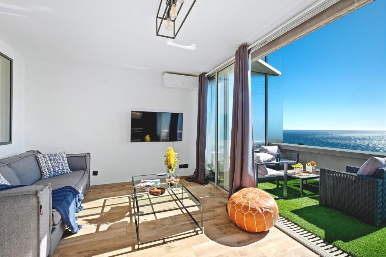 Sea View - 5min Monaco - Swimming Pool Apartment